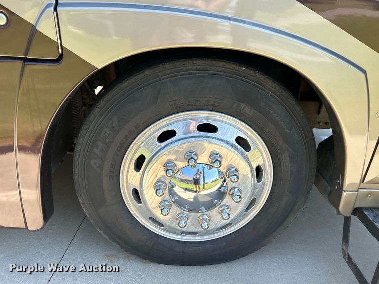 image for item KW9085 2008 Winnebago Journey  RV