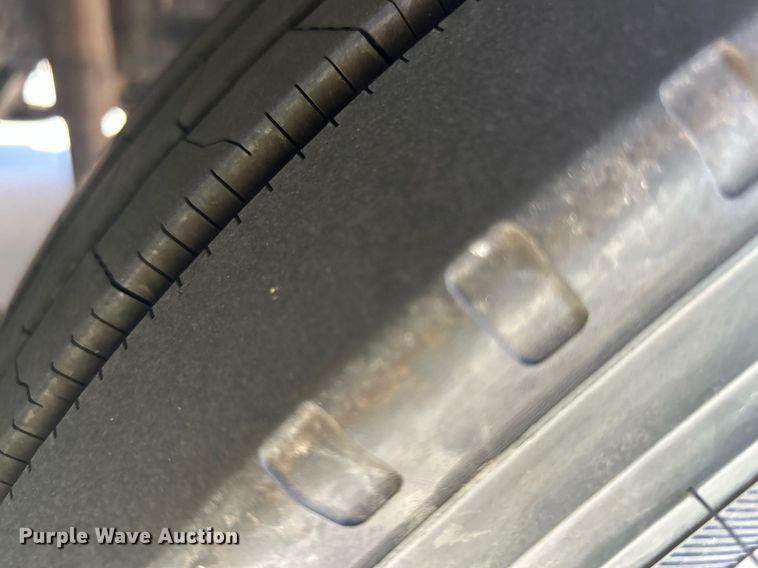 image for item KW9085 2008 Winnebago Journey  RV