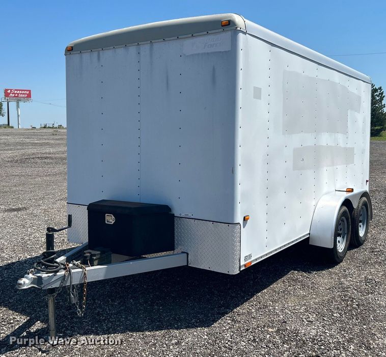 image for item KW9086 2005 Wells Cargo RF7142  enclosed cargo trailer
