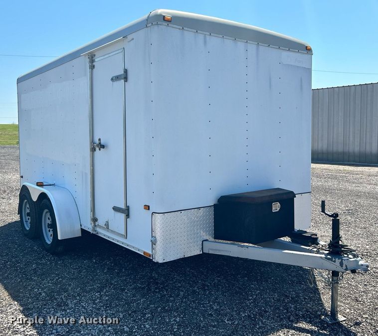 image for item KW9086 2005 Wells Cargo RF7142  enclosed cargo trailer