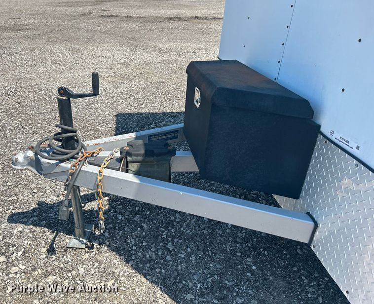 image for item KW9086 2005 Wells Cargo RF7142  enclosed cargo trailer