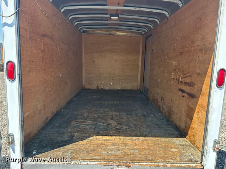 image for item KW9086 2005 Wells Cargo RF7142  enclosed cargo trailer