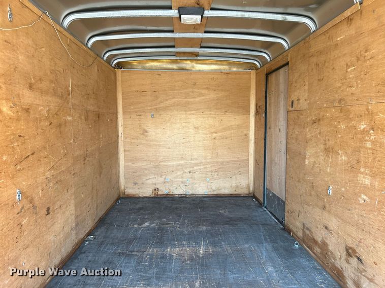 image for item KW9086 2005 Wells Cargo RF7142  enclosed cargo trailer
