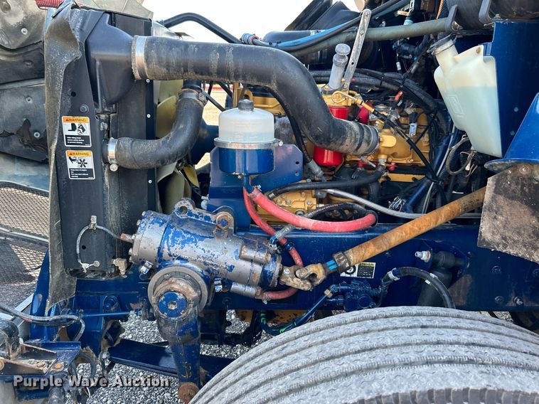 image for item KW9094 2006 Kenworth  fuel truck