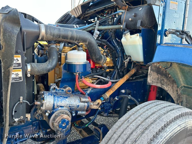 image for item KW9094 2006 Kenworth  fuel truck