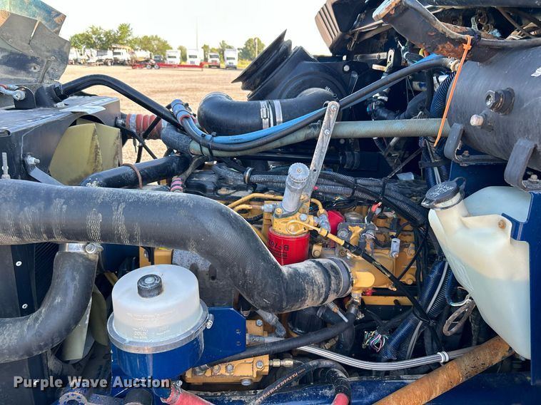 image for item KW9094 2006 Kenworth  fuel truck