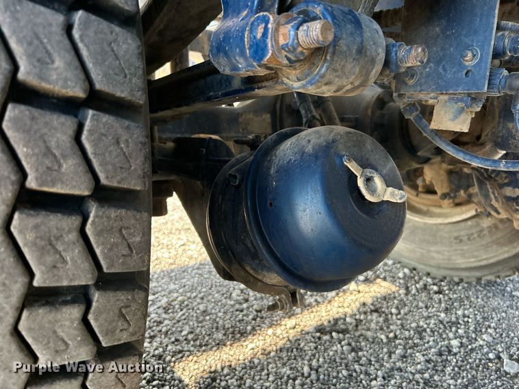 image for item KW9094 2006 Kenworth  fuel truck