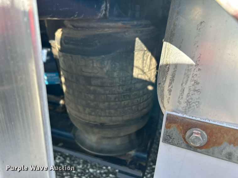 image for item KW9094 2006 Kenworth  fuel truck