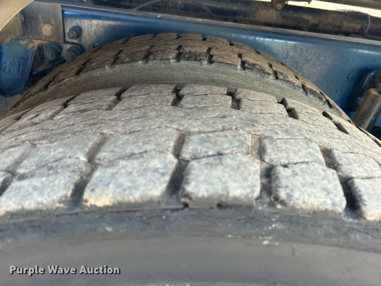 image for item KW9094 2006 Kenworth  fuel truck