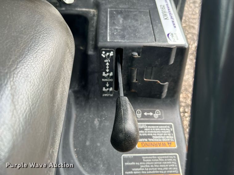 image for item KW9162 2011 Kubota RTV-X1100C  utility vehicle