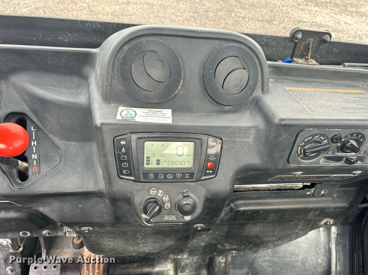 image for item KW9162 2011 Kubota RTV-X1100C  utility vehicle