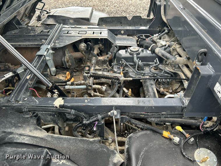 image for item KW9162 2011 Kubota RTV-X1100C  utility vehicle