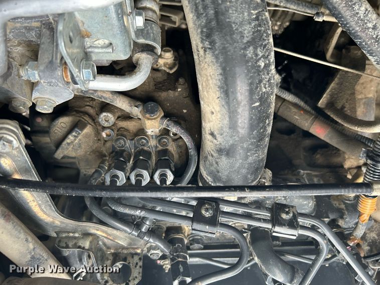 image for item KW9162 2011 Kubota RTV-X1100C  utility vehicle