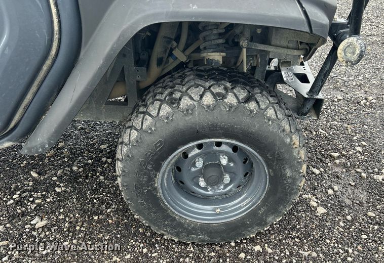 image for item KW9162 2011 Kubota RTV-X1100C  utility vehicle