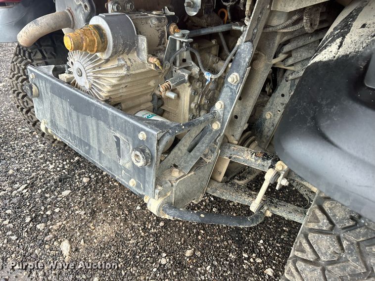 image for item KW9162 2011 Kubota RTV-X1100C  utility vehicle