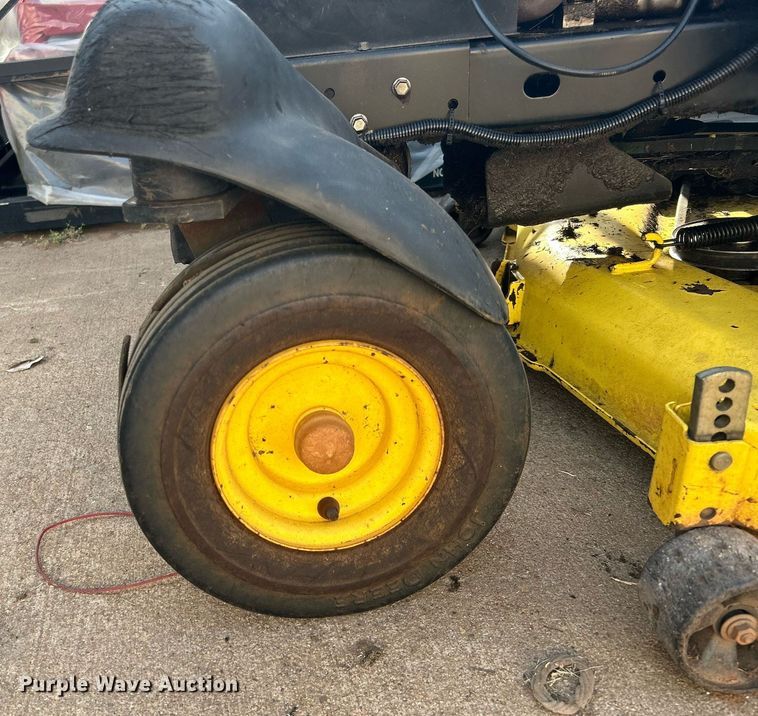 image for item LE9770 (3) lawn mowers