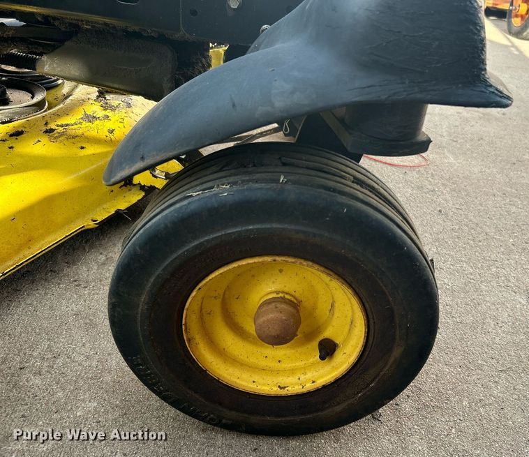 image for item LE9770 (3) lawn mowers