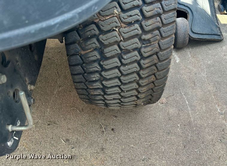 image for item LE9770 (3) lawn mowers