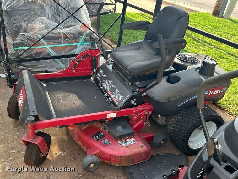 image for item LE9770 (3) lawn mowers