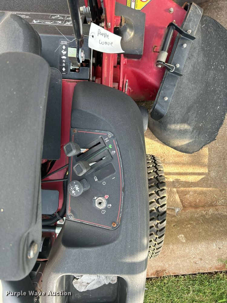 image for item LE9770 (3) lawn mowers