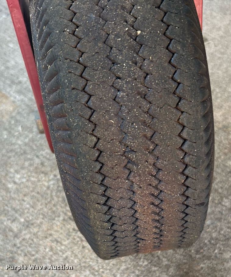 image for item LE9770 (3) lawn mowers