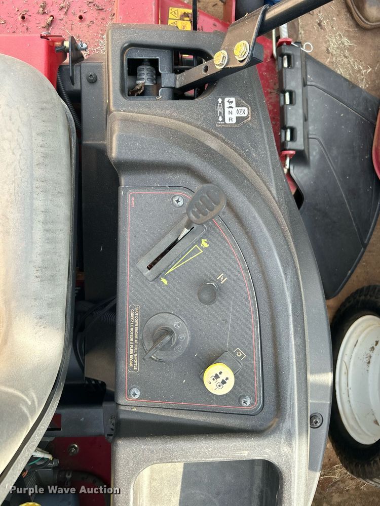 image for item LE9770 (3) lawn mowers