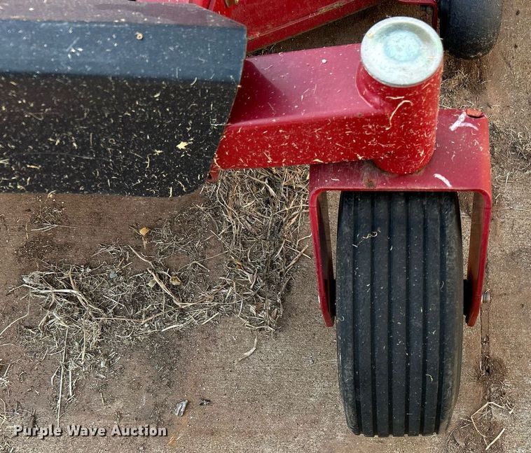 image for item LE9770 (3) lawn mowers