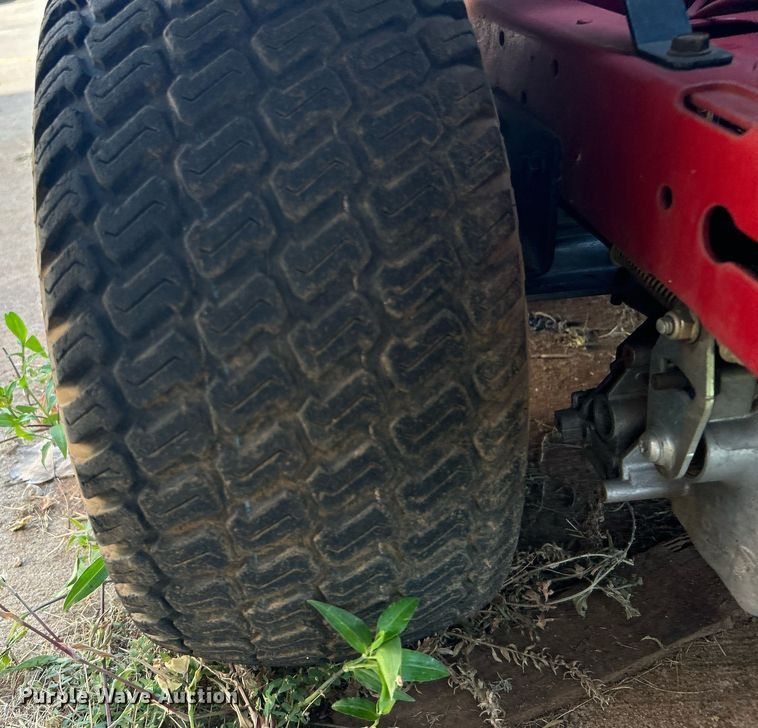 image for item LE9770 (3) lawn mowers