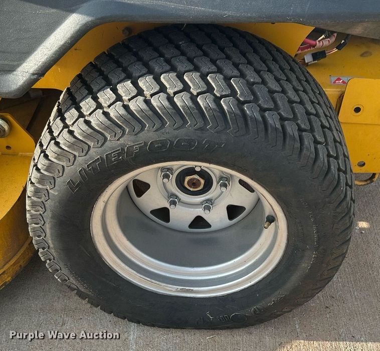 image for item LE9772 Hustler  ZTR lawn mower