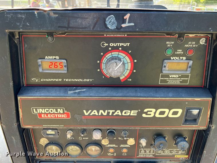 image for item LF9425 2017 Lincoln Electric Vantage 300  welder/generator