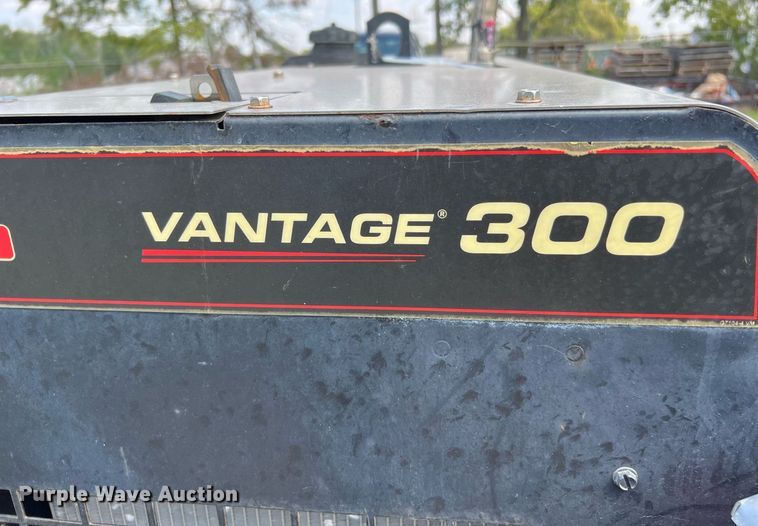 image for item LF9425 2017 Lincoln Electric Vantage 300  welder/generator