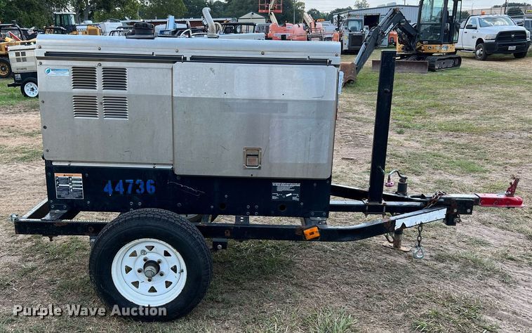 image for item LF9426 2017 Lincoln Electric Vantage 300  welder/generator