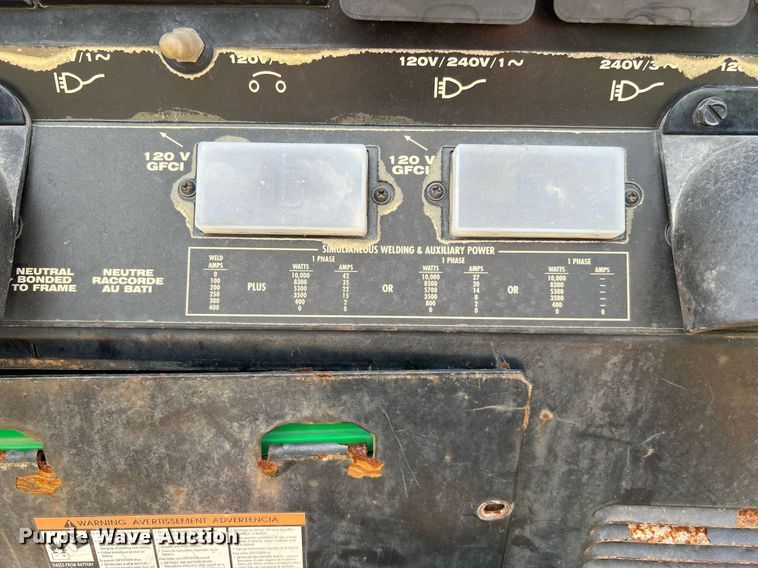 image for item LF9426 2017 Lincoln Electric Vantage 300  welder/generator