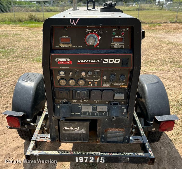 image for item LF9427 2017 Lincoln Electric Vantage 300  welder/generator