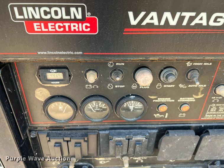 image for item LF9427 2017 Lincoln Electric Vantage 300  welder/generator