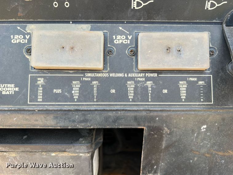 image for item LF9427 2017 Lincoln Electric Vantage 300  welder/generator