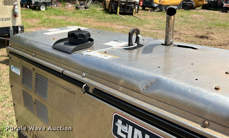 image for item LF9428 2018 Lincoln Electric Vantage 300  welder/generator