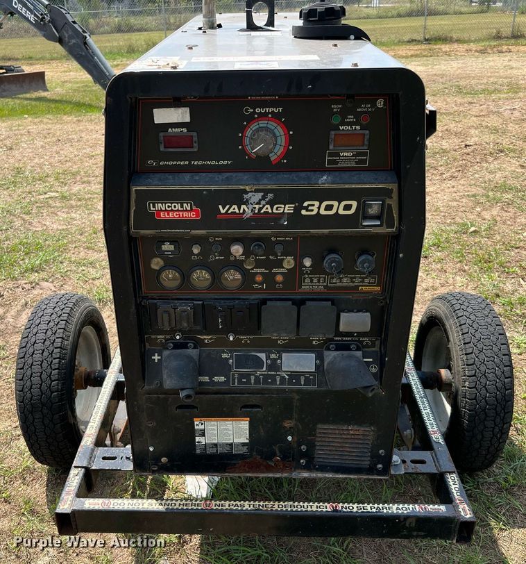 image for item LF9428 2018 Lincoln Electric Vantage 300  welder/generator