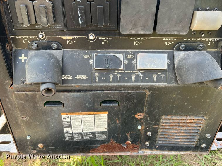image for item LF9428 2018 Lincoln Electric Vantage 300  welder/generator