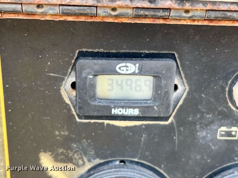 image for item LF9429 2017 Lincoln Electric Vantage 300  welder/generator