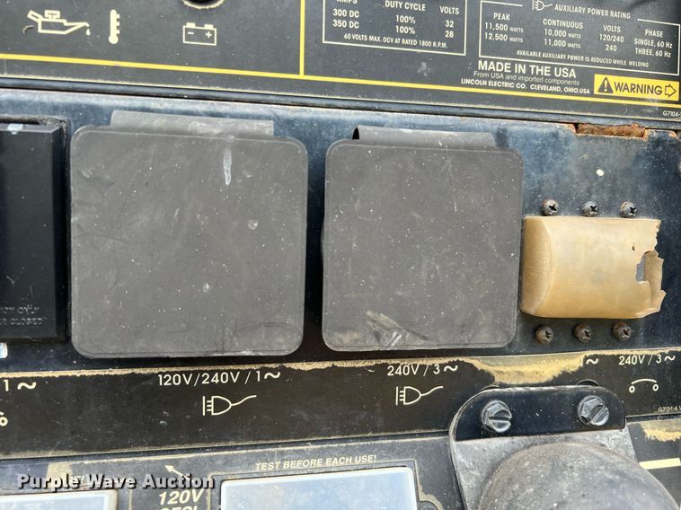 image for item LF9429 2017 Lincoln Electric Vantage 300  welder/generator