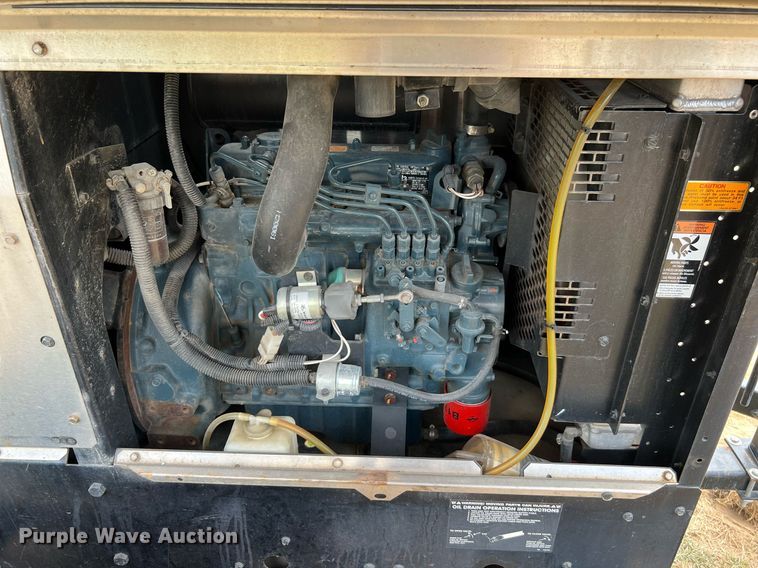 image for item LF9429 2017 Lincoln Electric Vantage 300  welder/generator