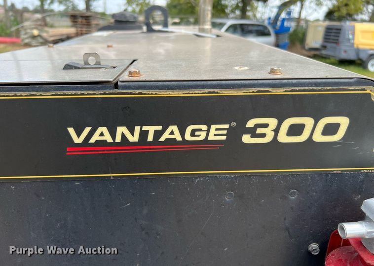 image for item LF9429 2017 Lincoln Electric Vantage 300  welder/generator