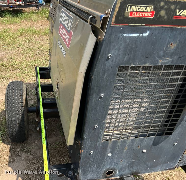 image for item LF9432 2018 Lincoln Electric Vantage 300  welder/generator