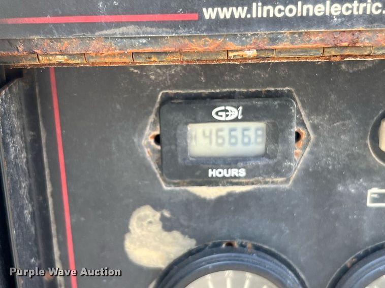 image for item LF9432 2018 Lincoln Electric Vantage 300  welder/generator