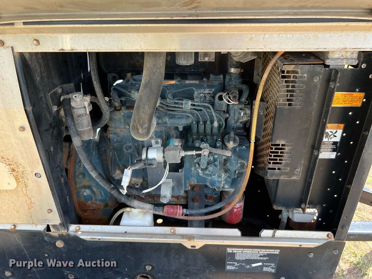 image for item LF9432 2018 Lincoln Electric Vantage 300  welder/generator