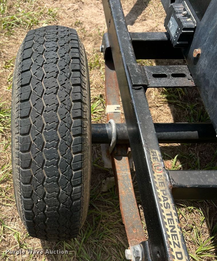 image for item LF9432 2018 Lincoln Electric Vantage 300  welder/generator