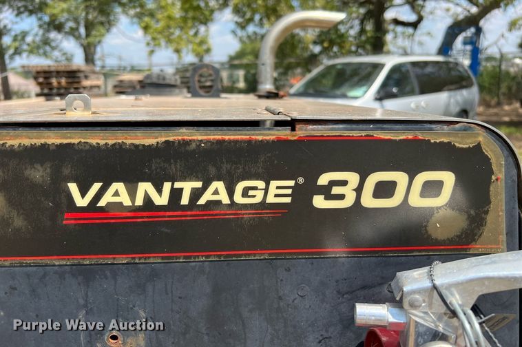 image for item LF9432 2018 Lincoln Electric Vantage 300  welder/generator