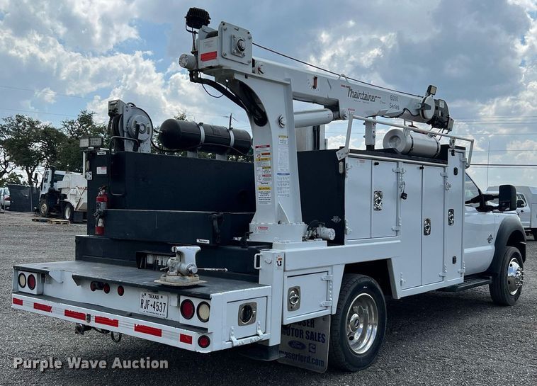 image for item LF9436 2015 Ford F550 Super Duty  utility / service truck