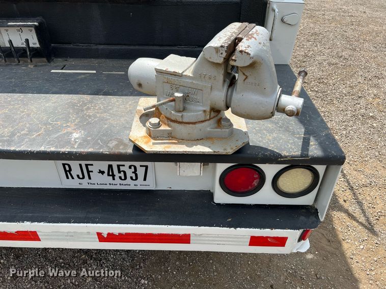 image for item LF9436 2015 Ford F550 Super Duty  utility / service truck